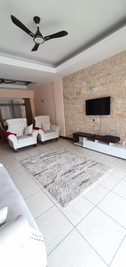 Penthouse Five - The Beautiful 3Br En-Suite Apt Mombasa Exterior foto